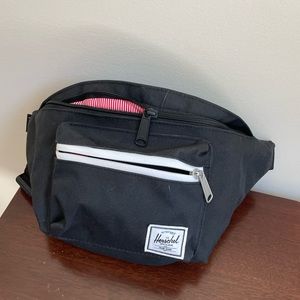 Herschel Supply Co. fanny pack